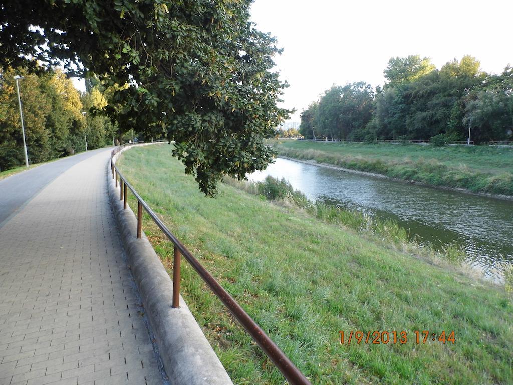 Fukas Apartments Нитра Екстериор снимка