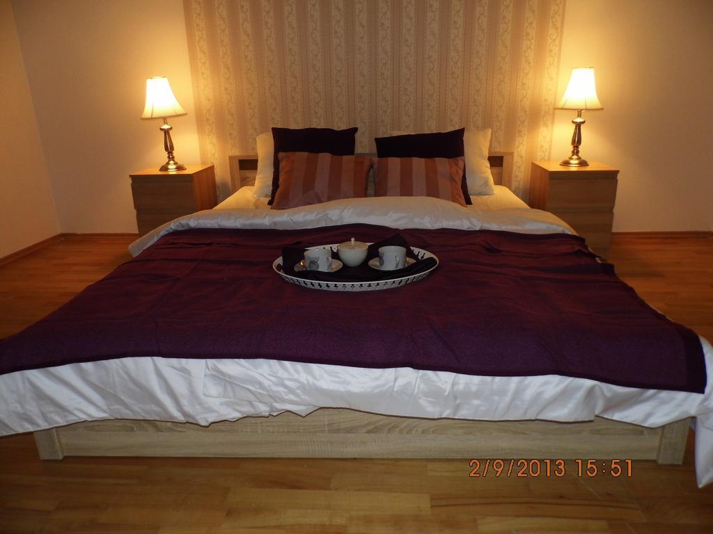 Fukas Apartments Нитра Стая снимка